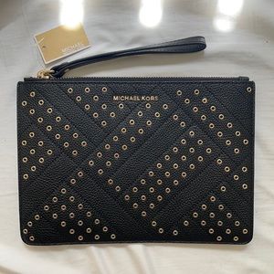 Michael Kors Jet Set XL Travel Zip Clutch